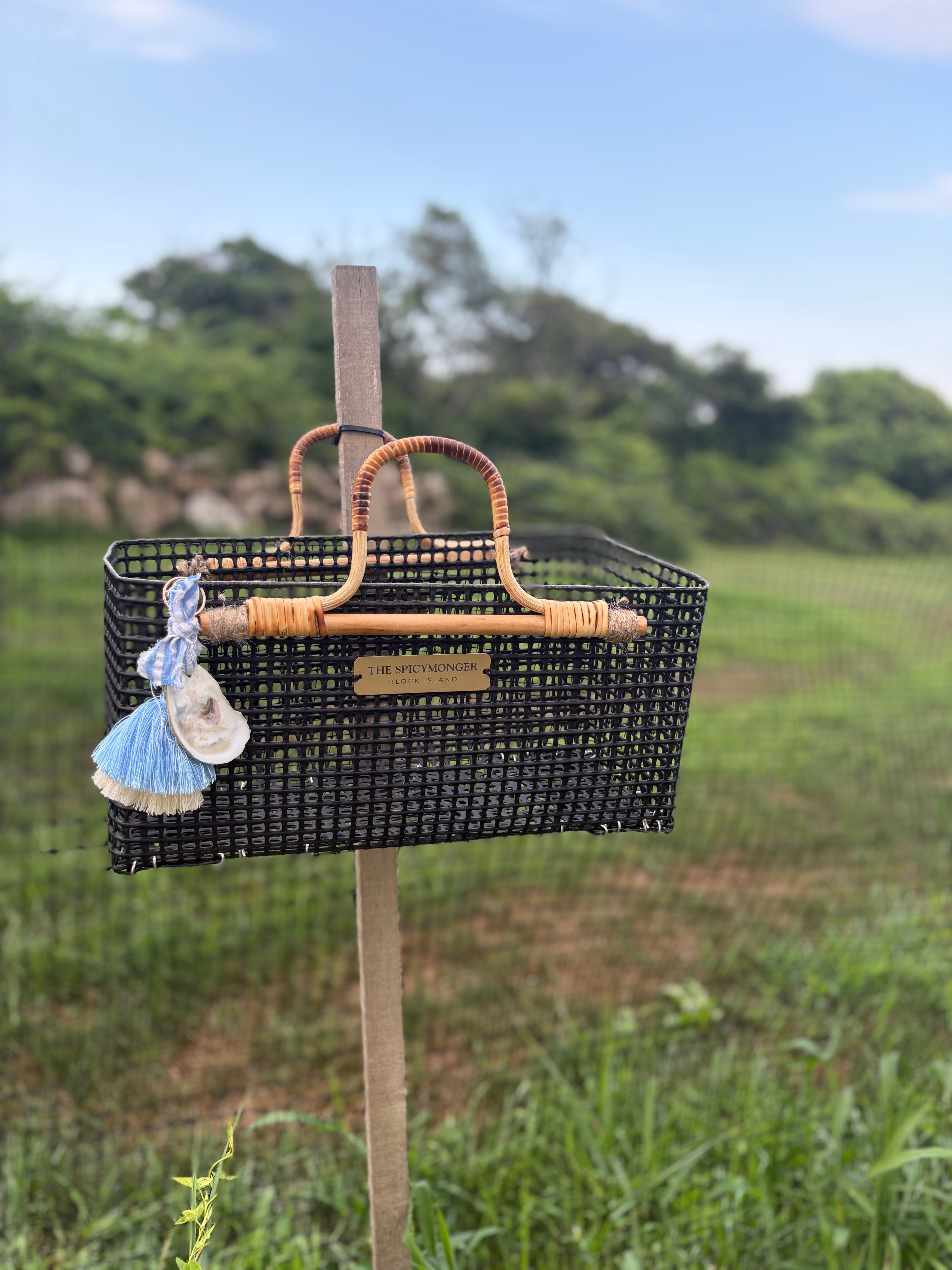 Coastal Handbag Crafted From Recycled Oyster Mesh: Bamboo Handle